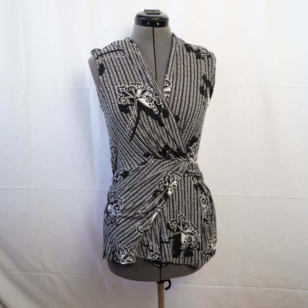 Deletta Short Sleeve wrapped shirt- size S, Black and White floral print